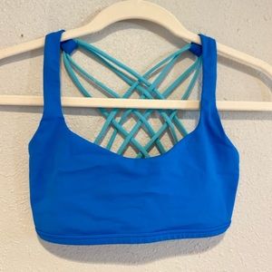 Lululemon sports bra